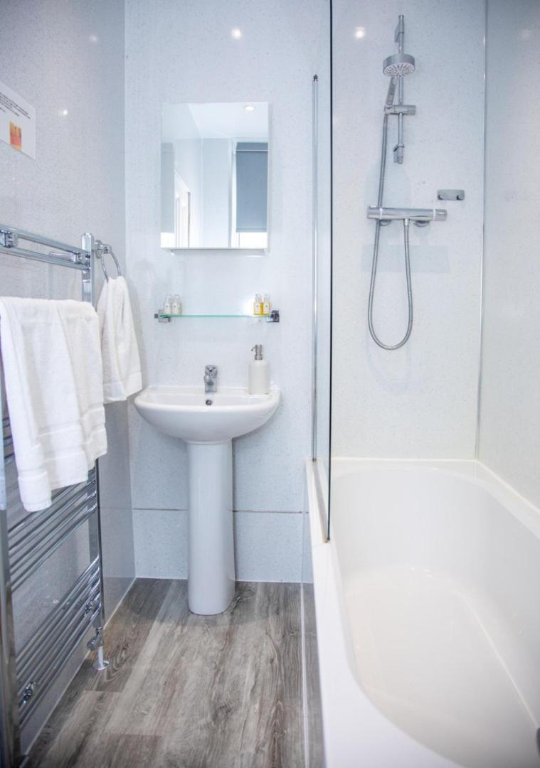 Glebe Street Apartment Leven  外观 照片